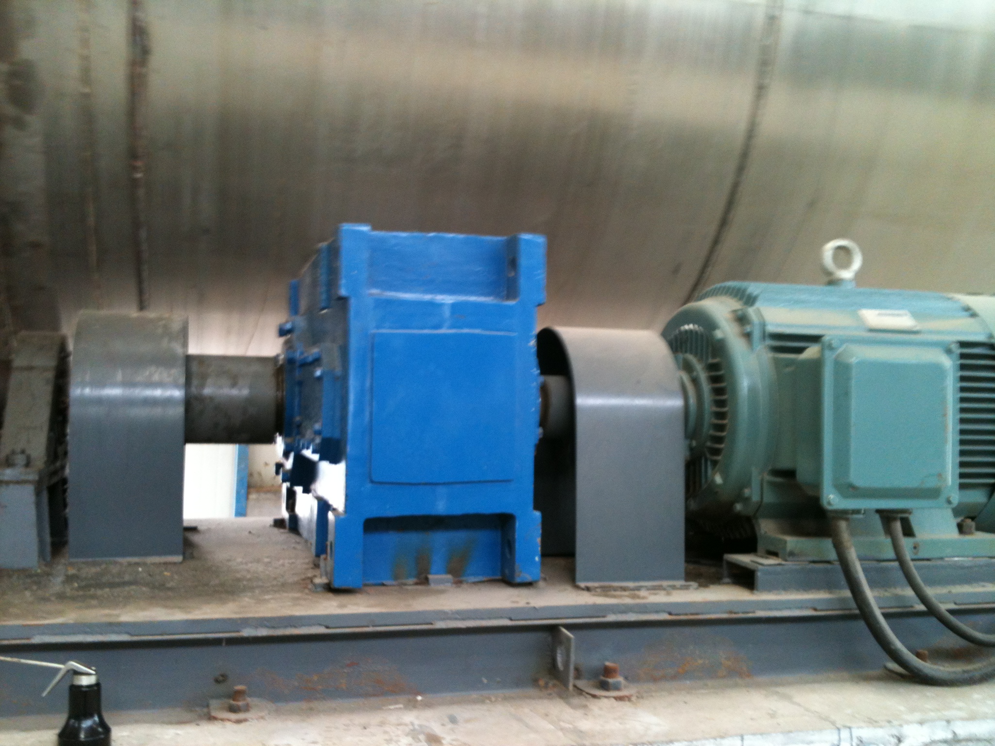 齒輪減速機(jī)及其蝸輪減速機(jī)漏油原因